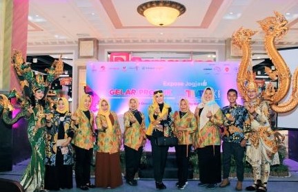 Kabupaten Jember Juara Stand Terbaik dan Terfavorit di Expose Jogja TIIATEX Expo 2022